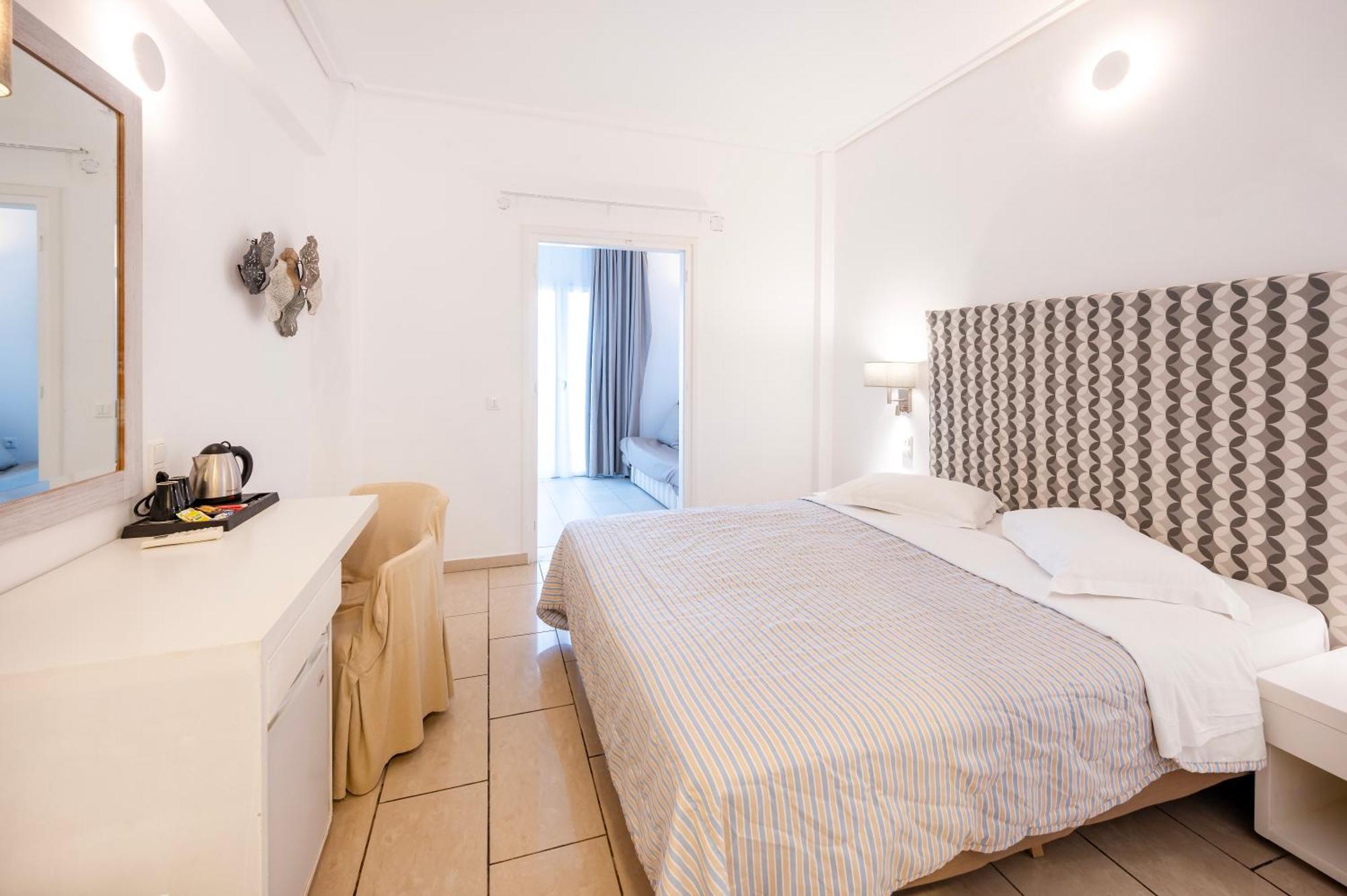 Orizontes Hotel Santorini Pýrgos Eksteriør bilde