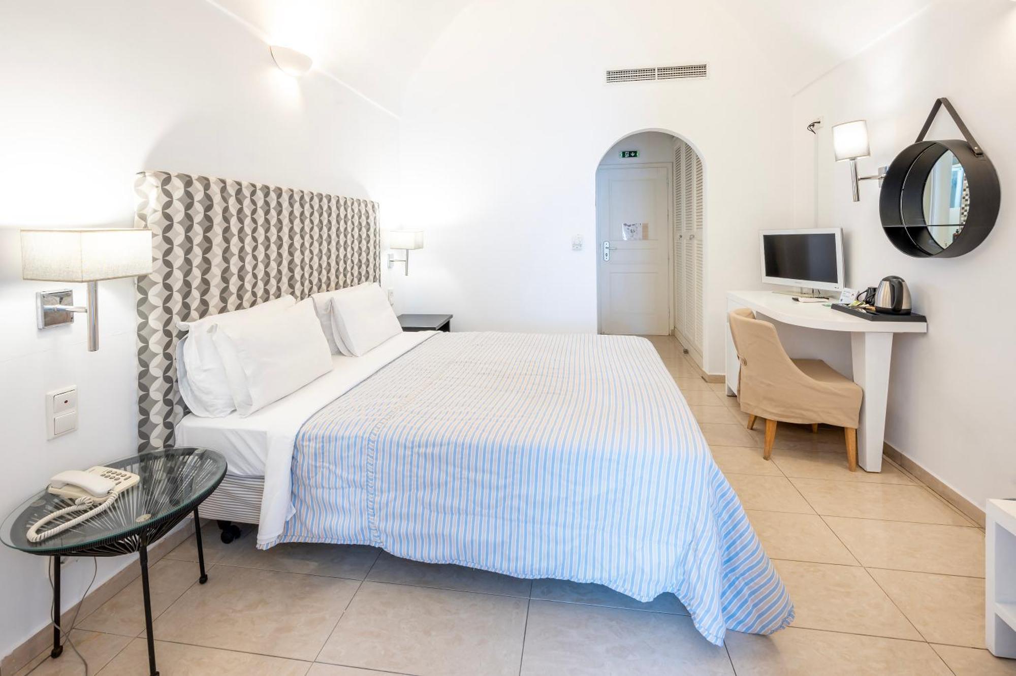 Orizontes Hotel Santorini Pýrgos Eksteriør bilde