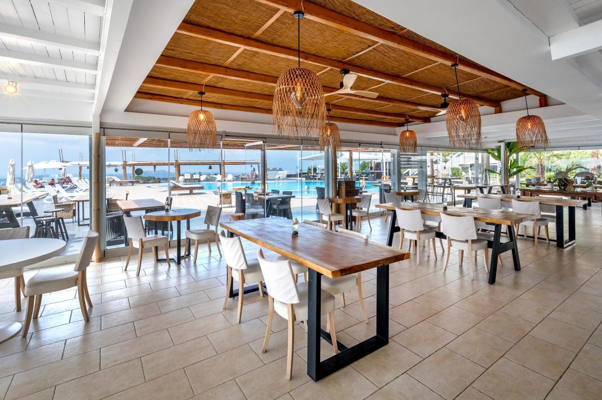 Orizontes Hotel Santorini Pýrgos Eksteriør bilde